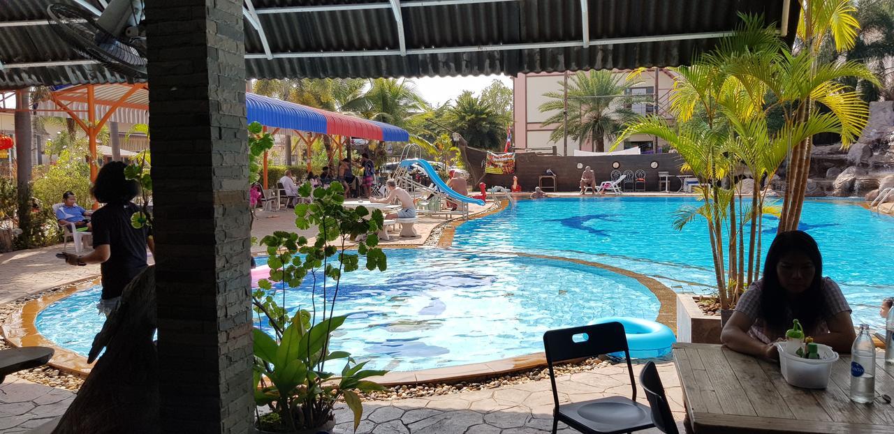 אודון תאני Ruysuk Hotel & Swimming Pool מראה חיצוני תמונה